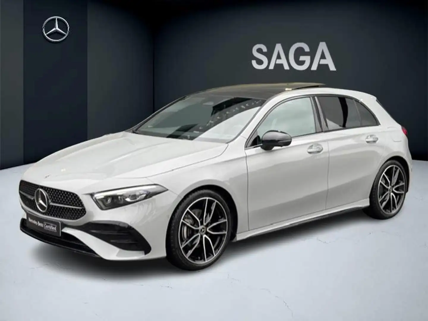 Mercedes-Benz A 200 AMG Pack Night Premium PLUS Grijs - 1