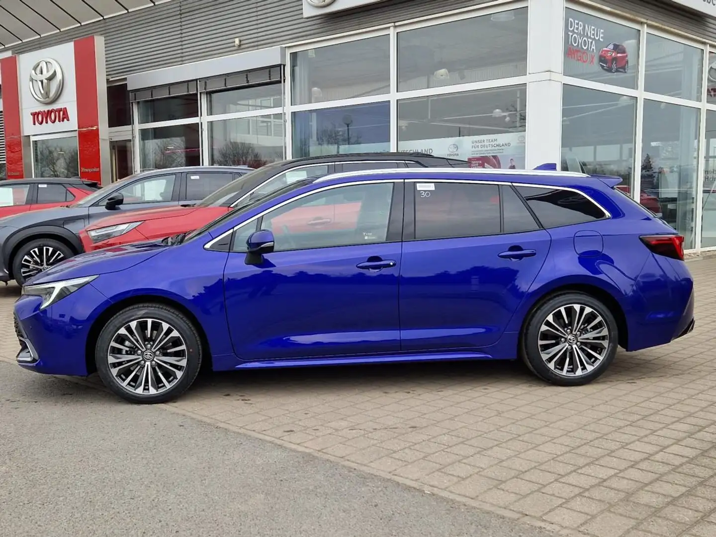 Toyota Corolla 1.8l Hybrid Touring Sports 💥 Teamplayer mit Techn Weiß - 2