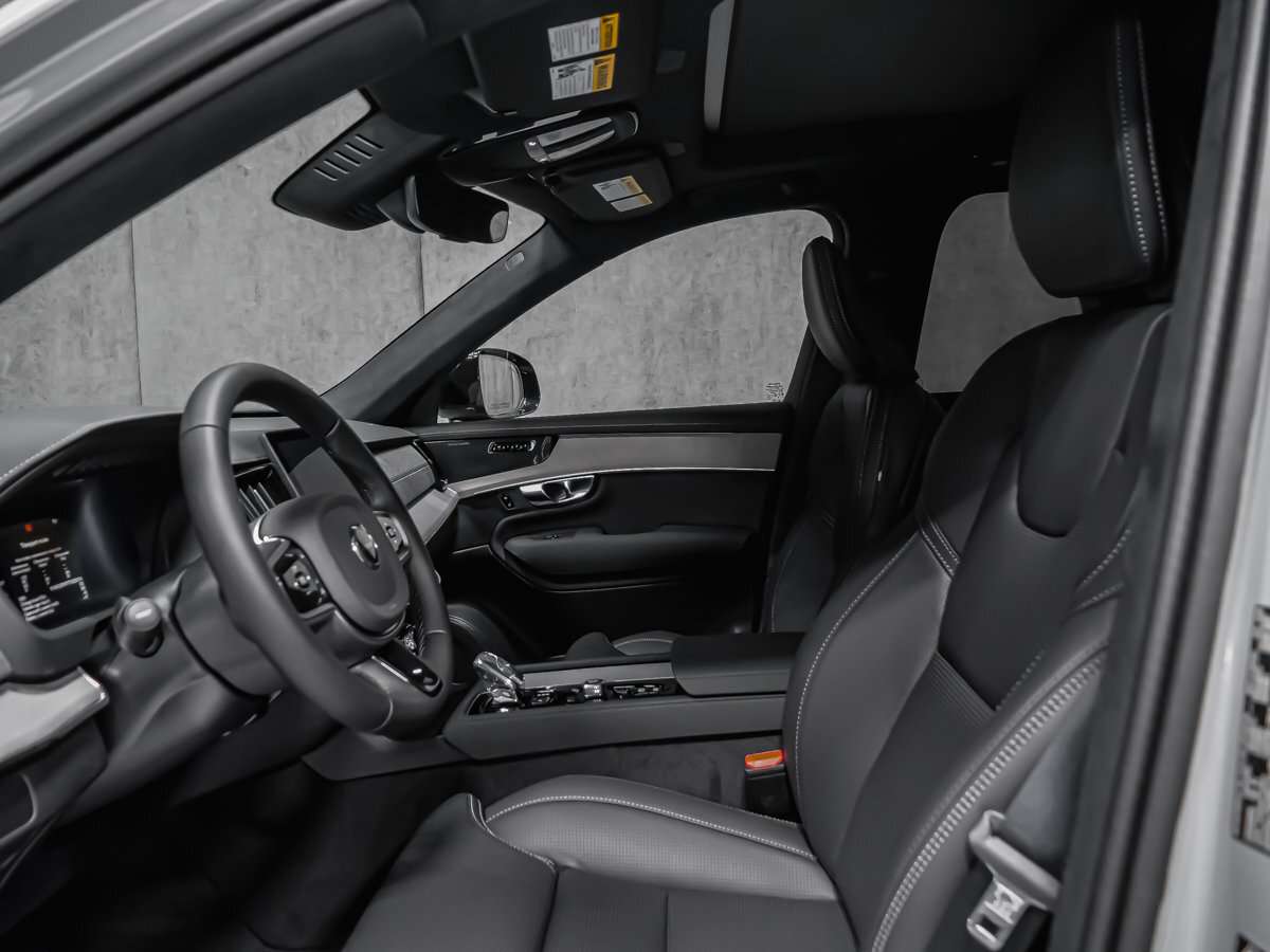 2026 Volvo XC90 Ultra 7-Seater (Dark Theme) thumb 12