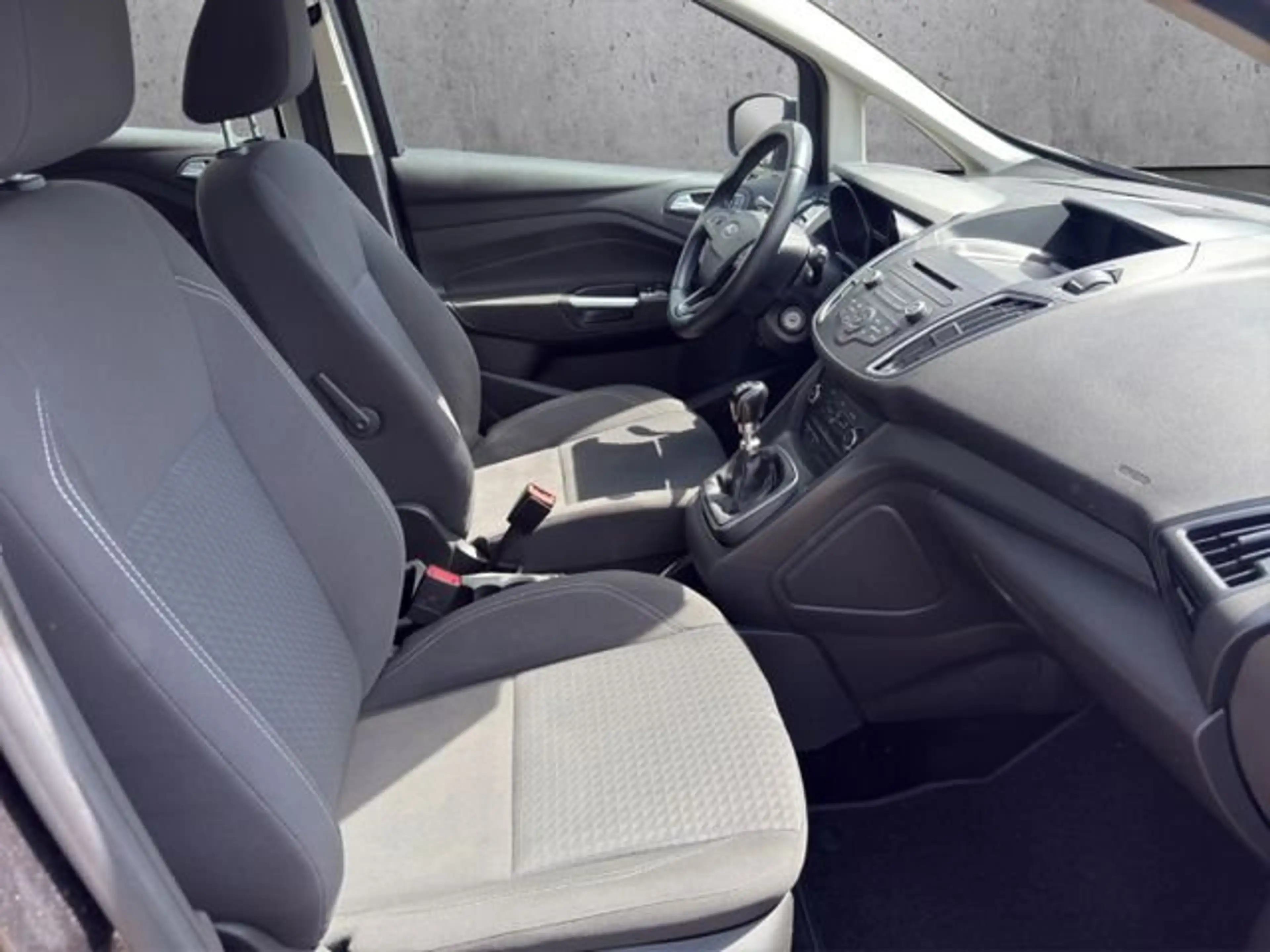 Ford C-Max C-Max Trend SHZ LenkradHZG Notbremsass. Temp PDC — photo 11