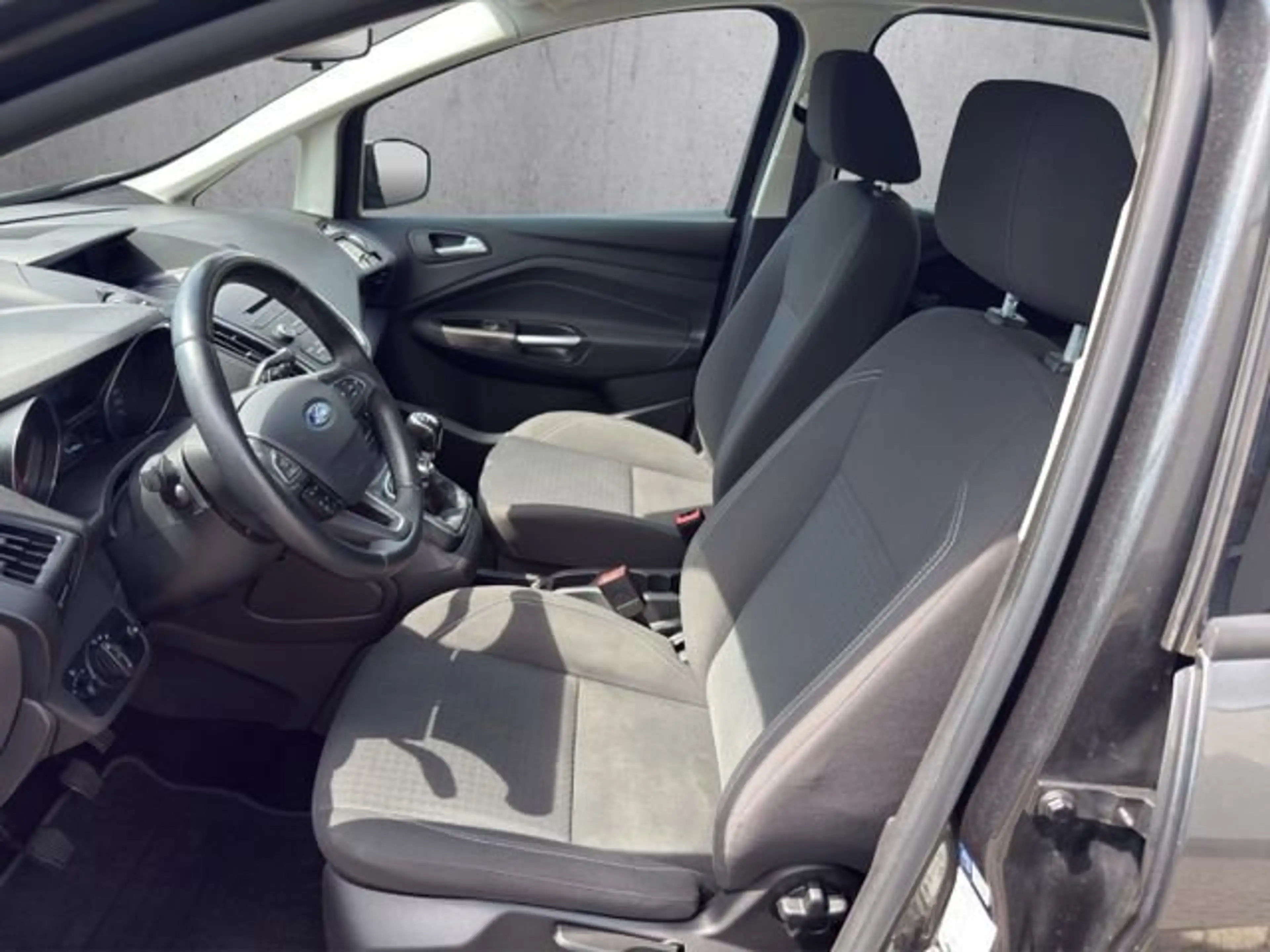Ford C-Max C-Max Trend SHZ LenkradHZG Notbremsass. Temp PDC — photo 10