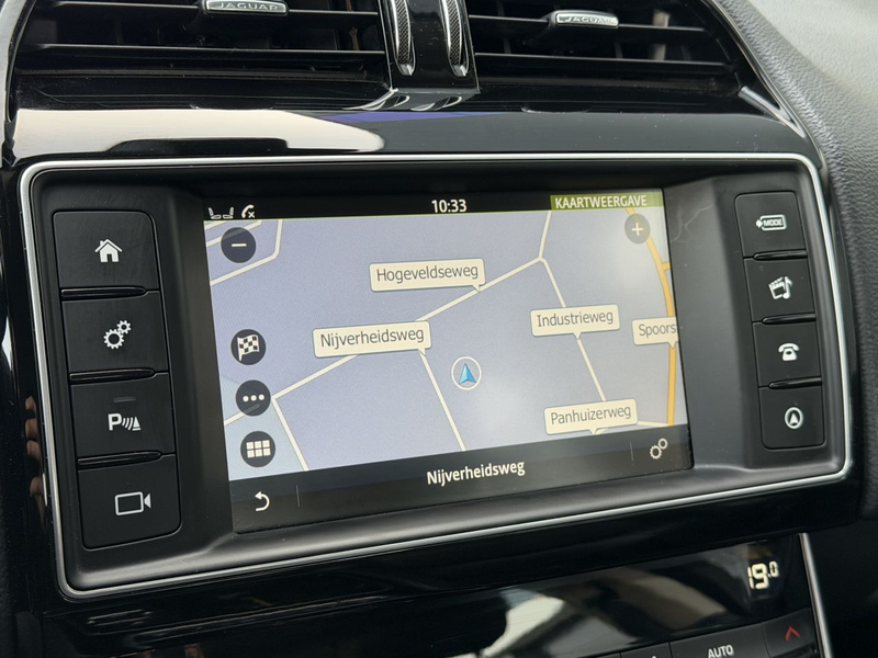 Jaguar XE 2.0 D Portolio Camera Leer Clima EURO-6 — photo 9