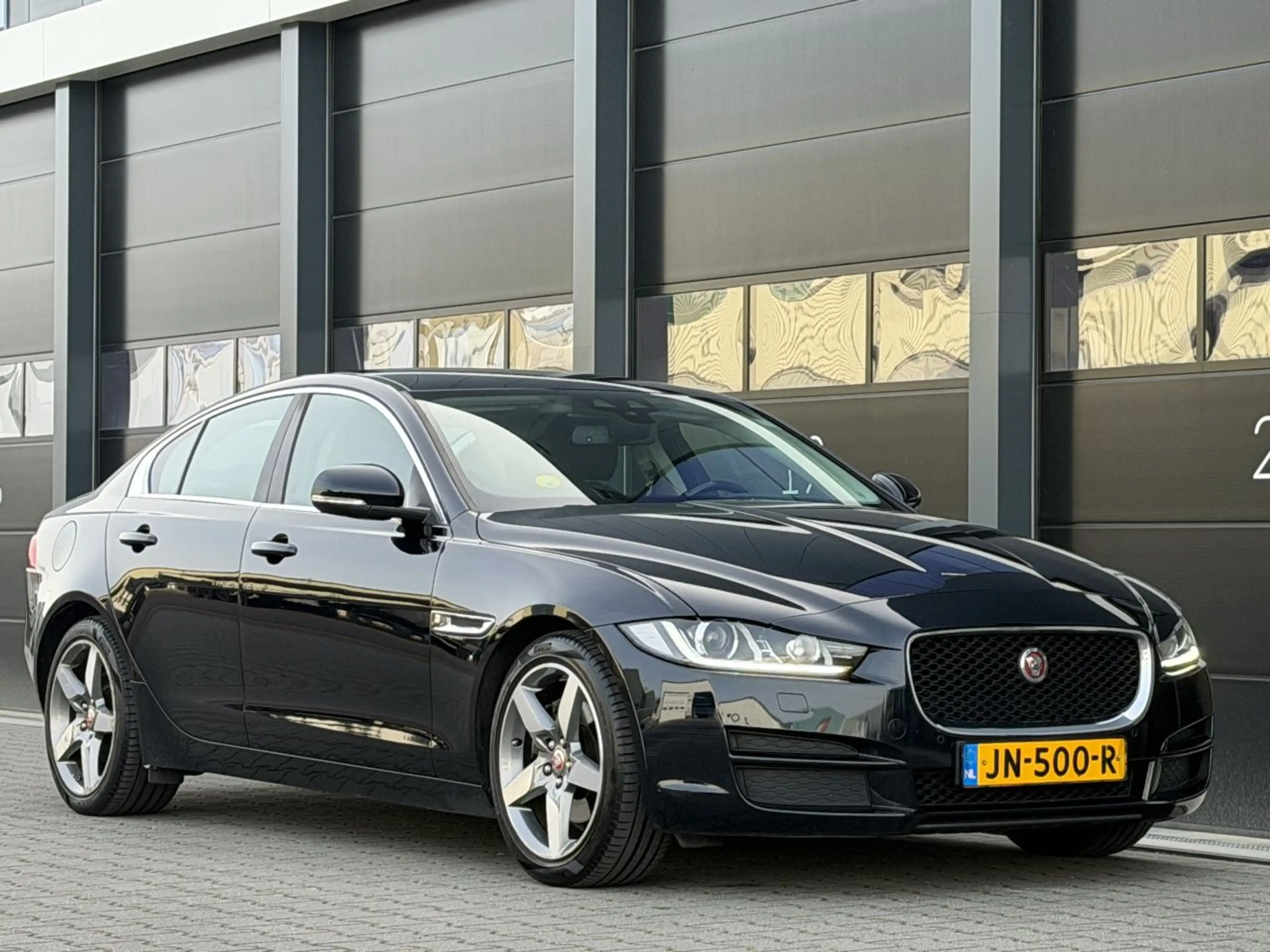 Jaguar XE 2.0 D Portolio Camera Leer Clima EURO-6 — photo 2
