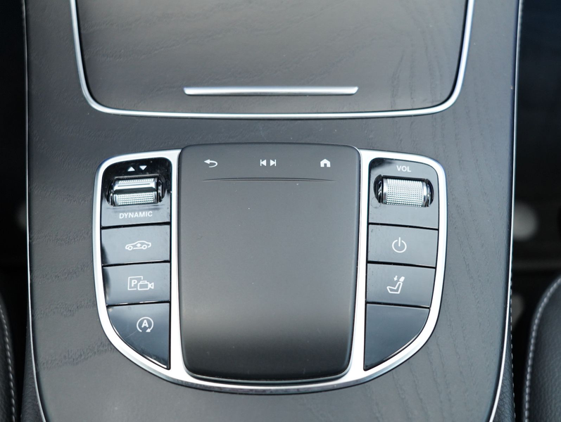 Mercedes-Benz E 220 d T AMG Line NIGHT/AIRMATIC/HUD/360°/LM 20 — photo 14
