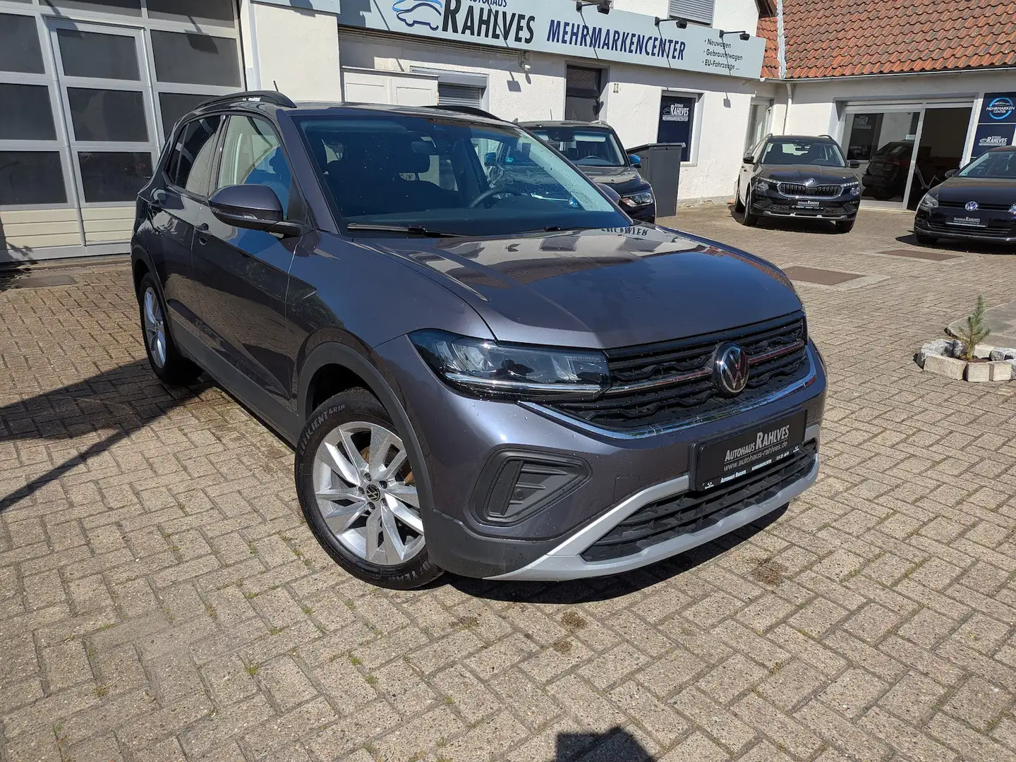 Volkswagen T-Cross 1.0 TSI DSG Life Kurzzulassung Grau - 1