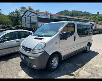 vivaro 1.9 cdti combi p.c.