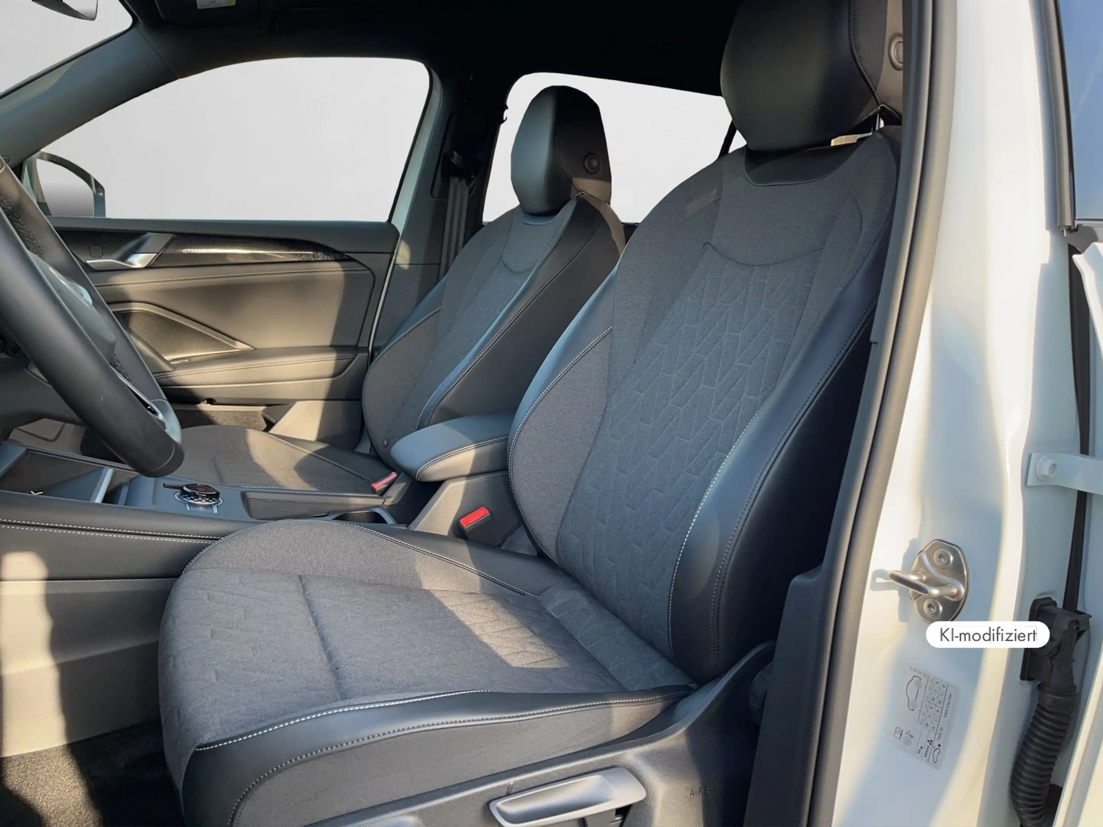 Volkswagen Tayron 1.5 eTSI DSG Life ACC+HuD+360°+Navi+App+S — photo 12