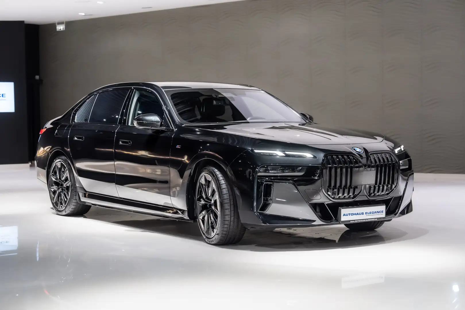 BMW i7 eDrive M50*M-SPORT-PRO*FOND-ENTERT.*B&W*21"LM Noir - 2