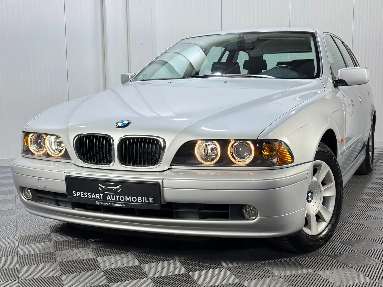 BMW 520 E39 TOURING FACELIFT|104 TSD KM|TÜV+INSP. NEU|, foto 3
