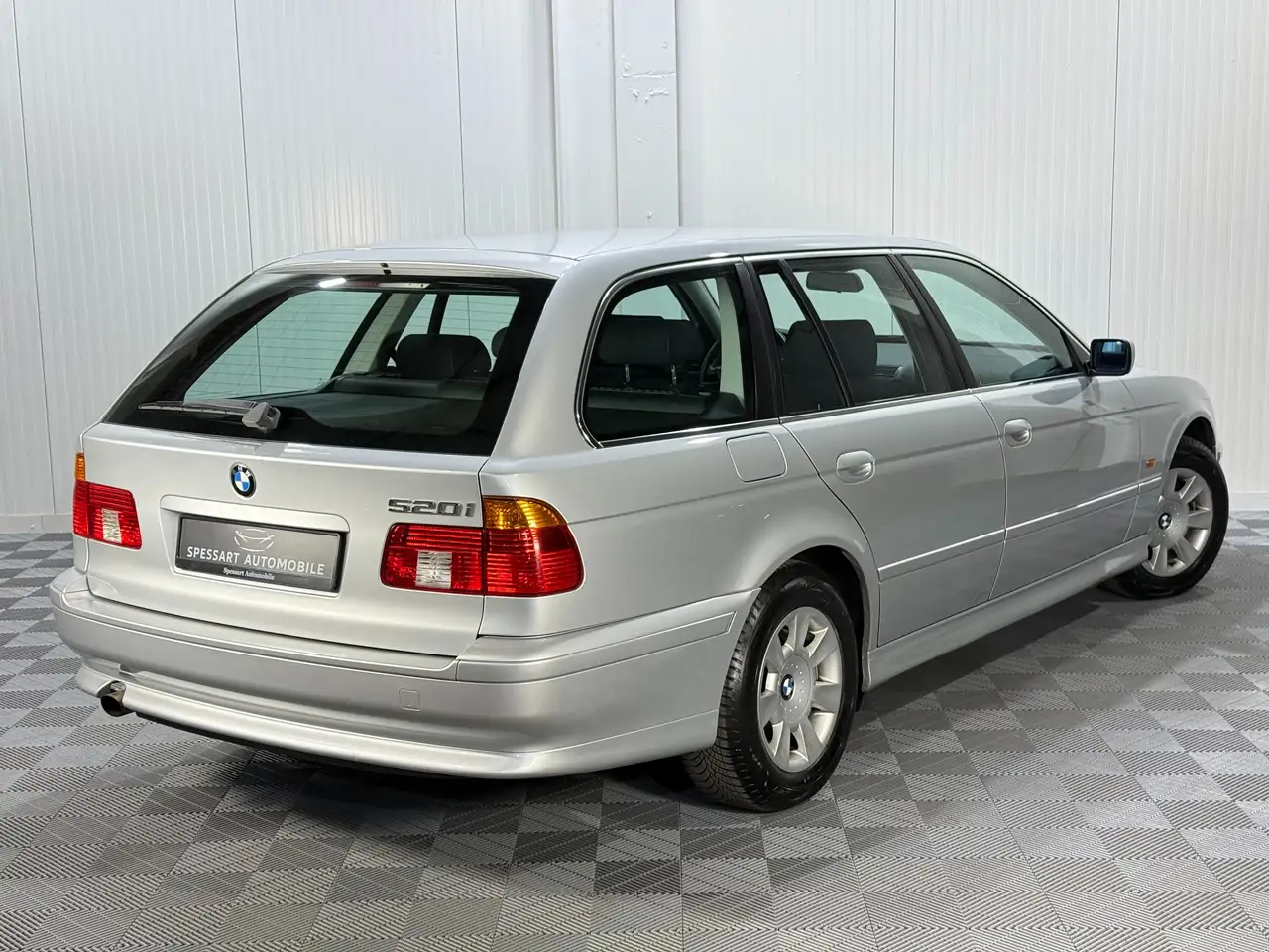 BMW 520 E39 TOURING FACELIFT|104 TSD KM|TÜV+INSP. NEU|, foto 11