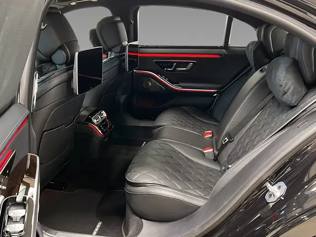 Mercedes-Benz 450 view 10