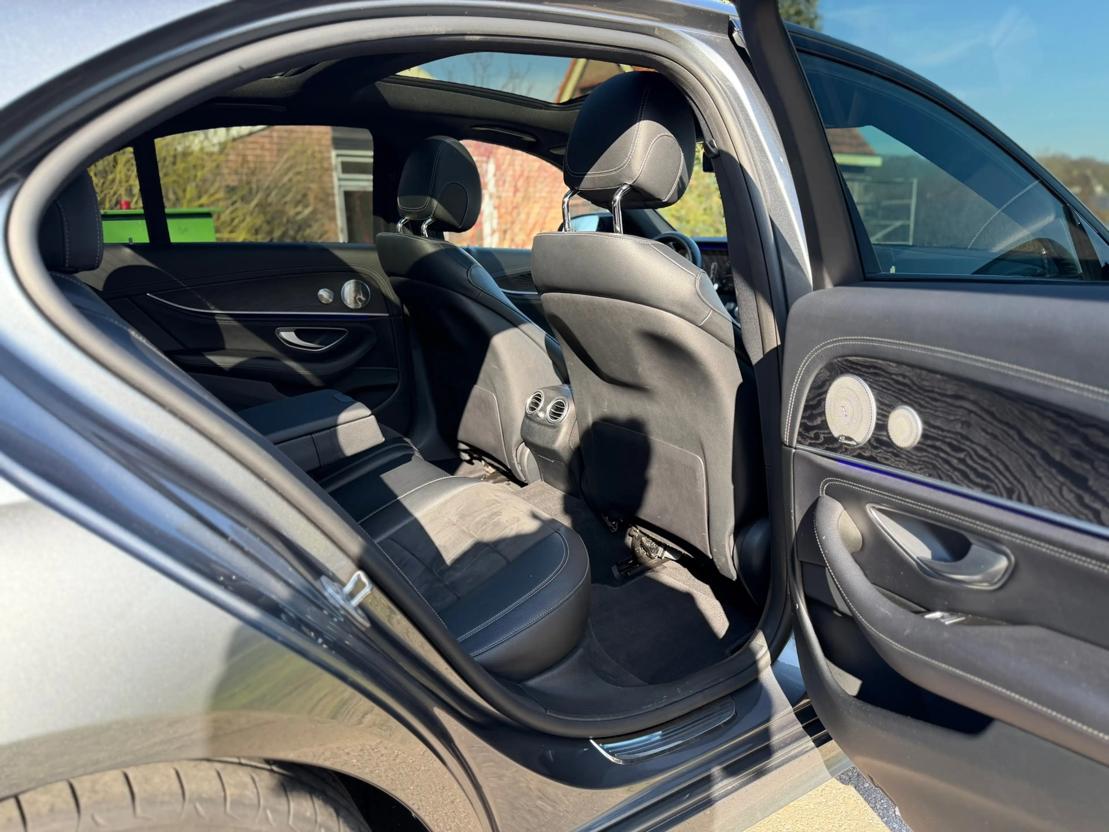 Mercedes-Benz E 350 d Prestige Plus Automaat / HUD / Burmester / Panor — photo 37