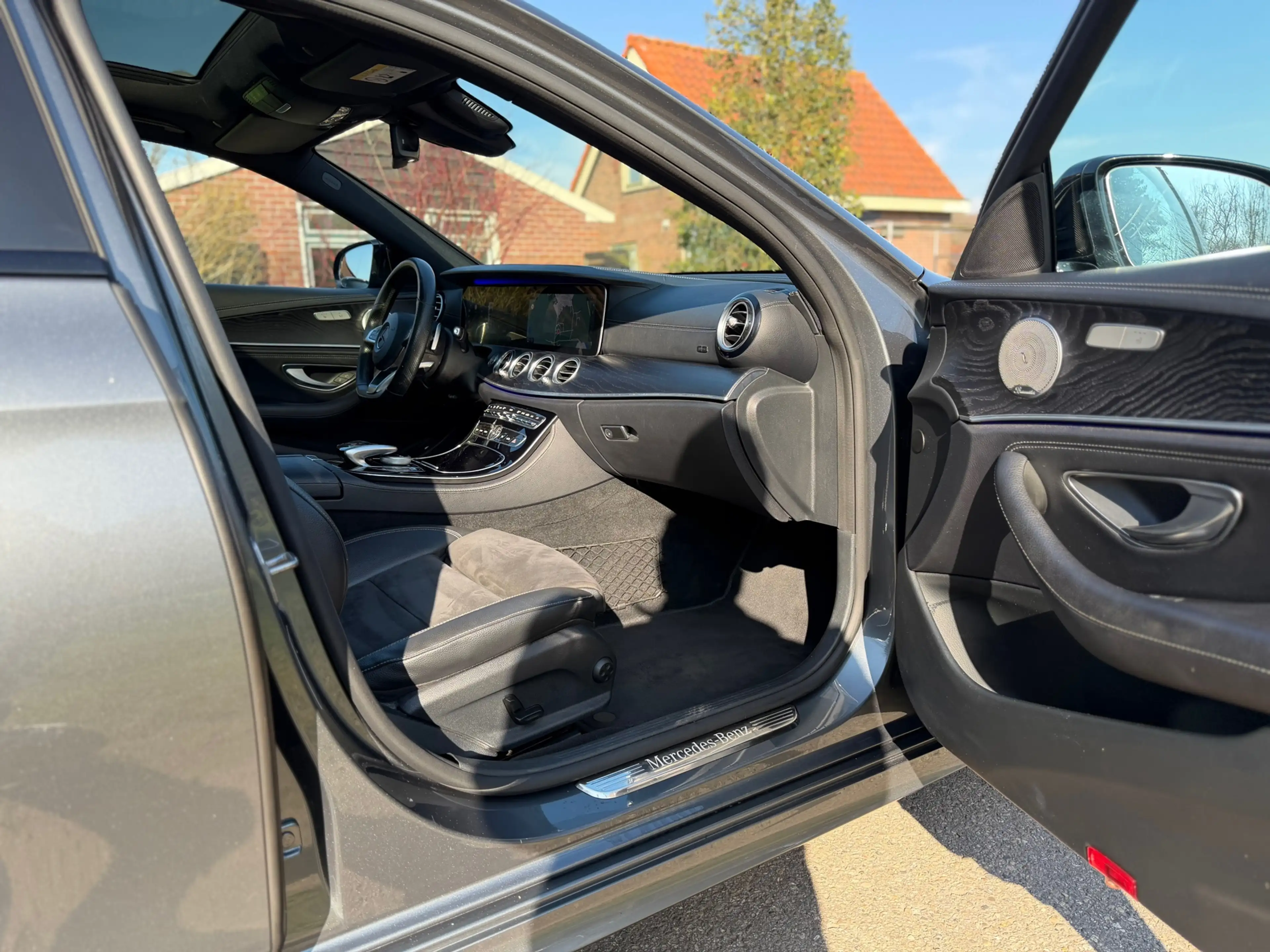 Mercedes-Benz E 350 d Prestige Plus Automaat / HUD / Burmester / Panor — photo 36
