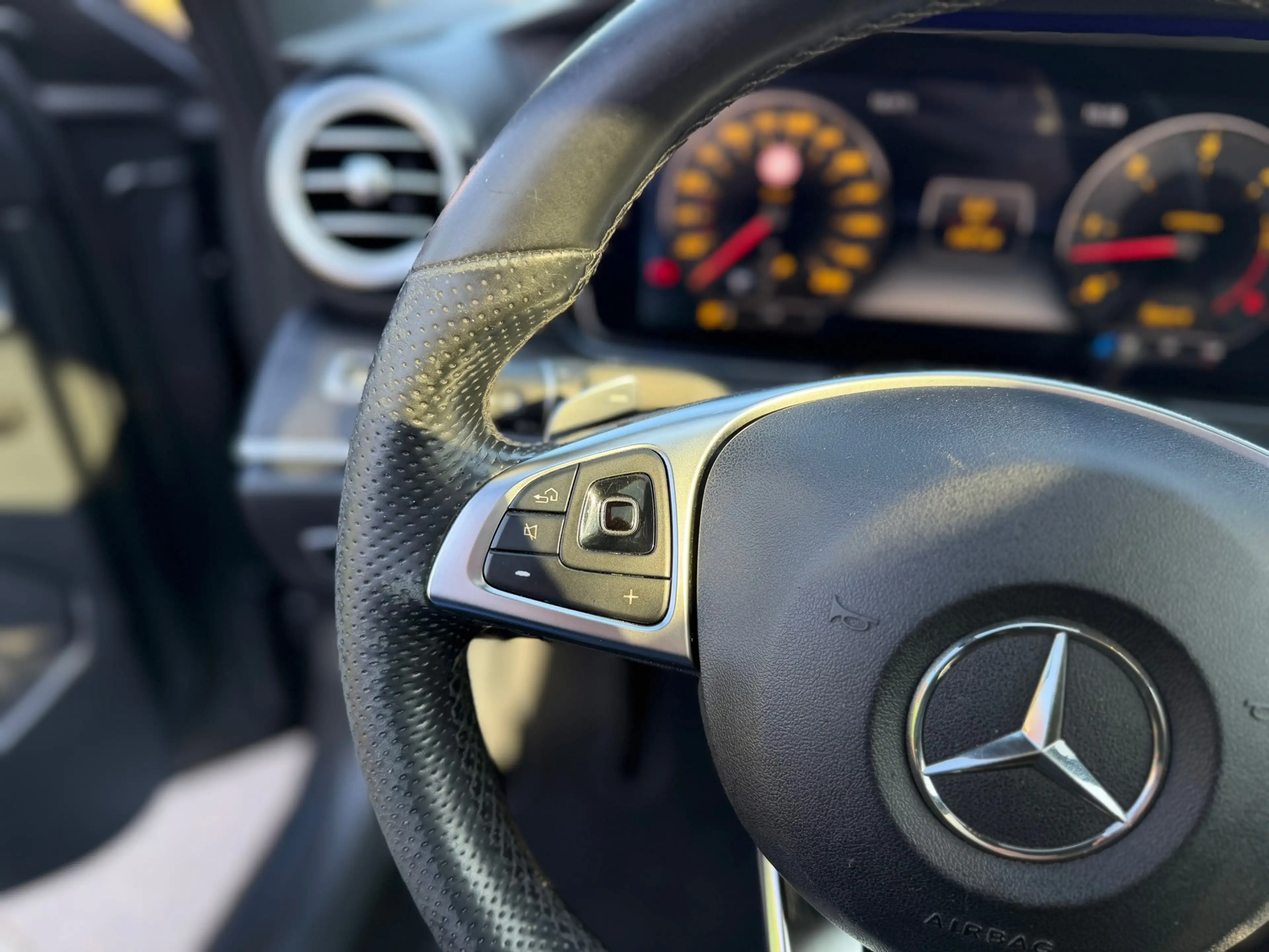 Mercedes-Benz E 350 d Prestige Plus Automaat / HUD / Burmester / Panor — photo 24