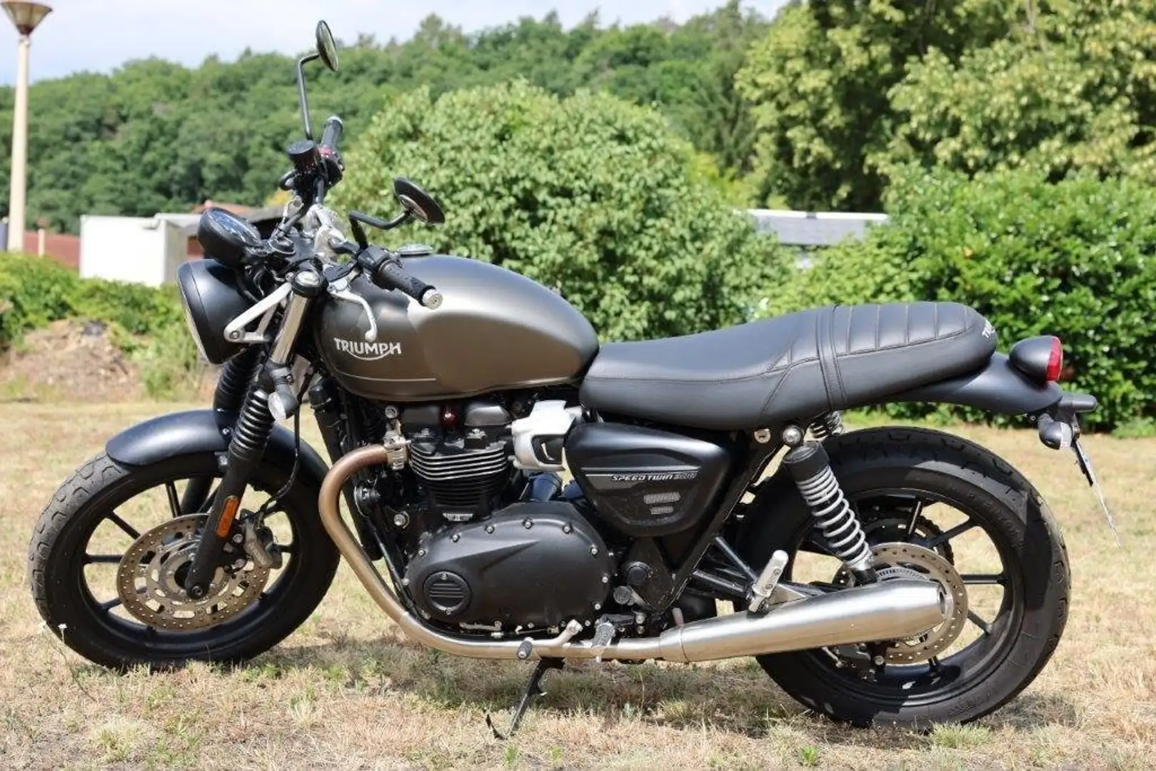 Triumph Speed Twin Bronze - 1