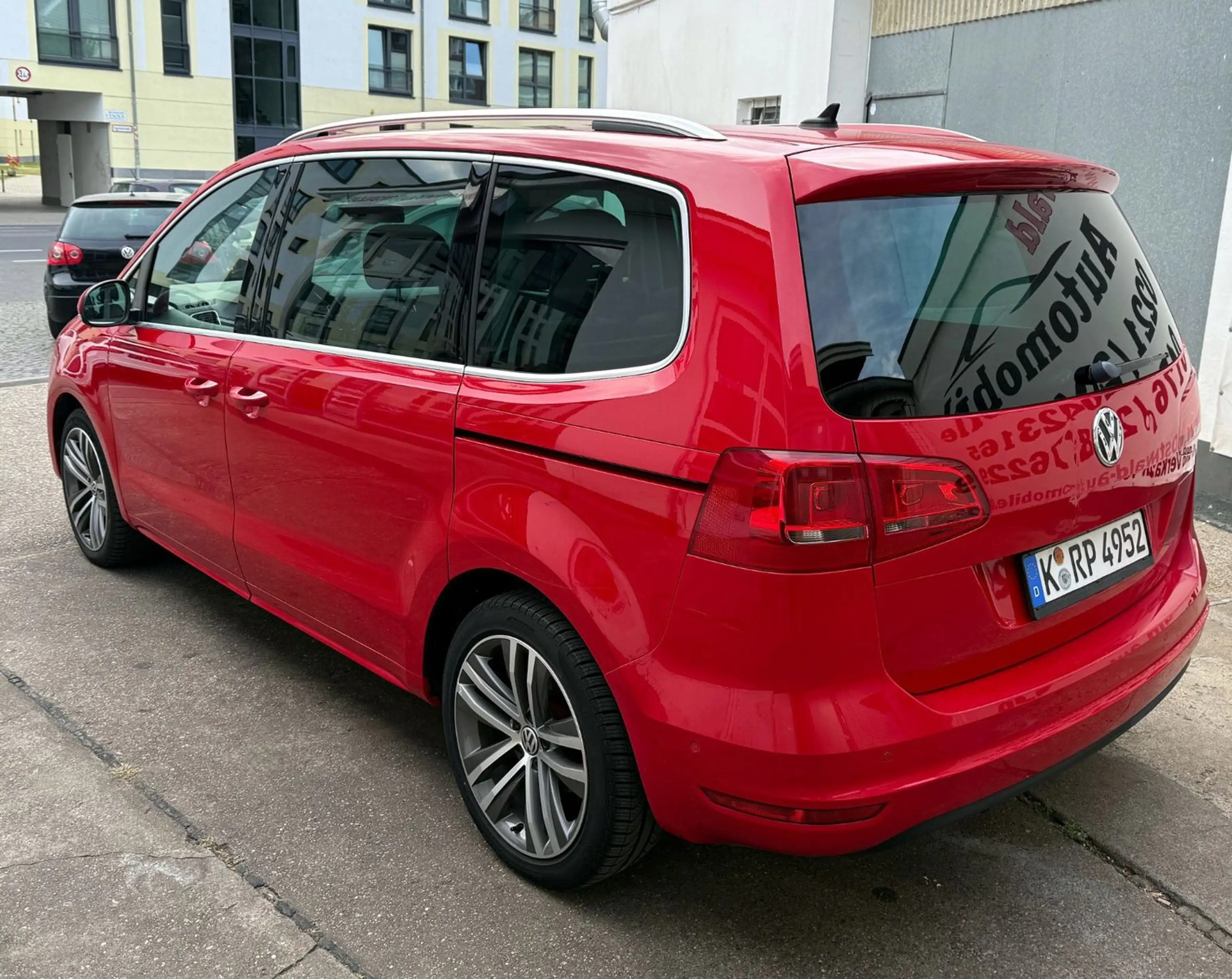 Volkswagen Sharan 2.0 TDI DSG Highl. LEDER/PANO/KAMERA/LED — photo 6