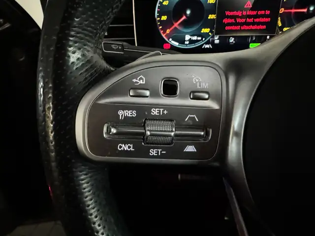Mercedes-Benz GLE view 7