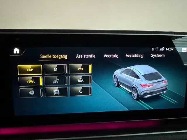 Mercedes-Benz GLE view 23