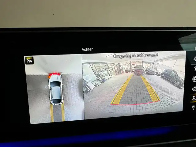 Mercedes-Benz GLE view 19