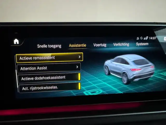 Mercedes-Benz GLE view 21