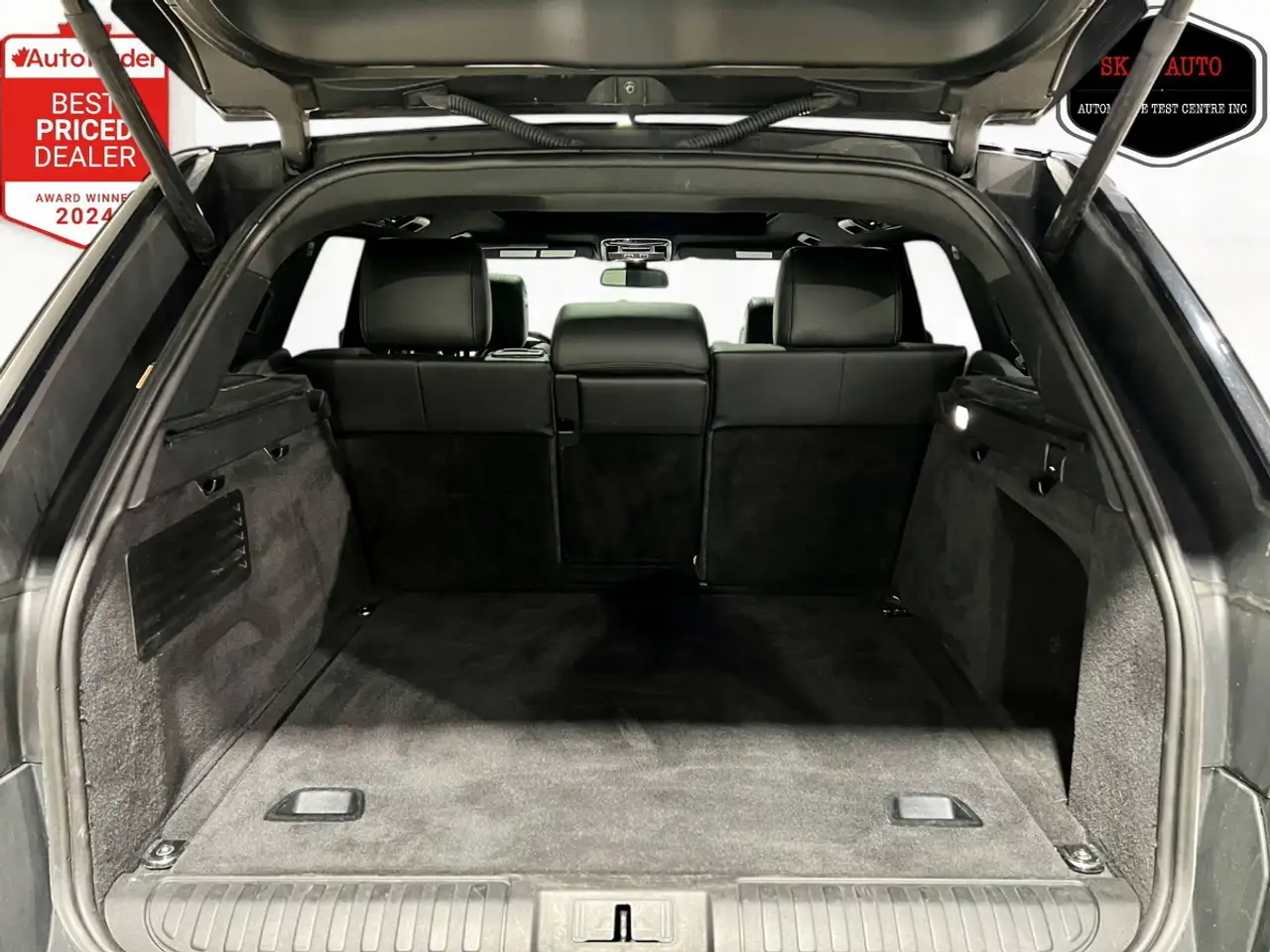 Land Rover Range Rover Sport снимка Land Rover Range Rover Sport