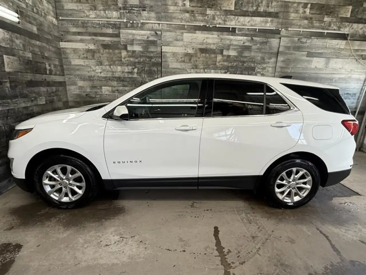 Chevrolet Equinox снимка Chevrolet Equinox