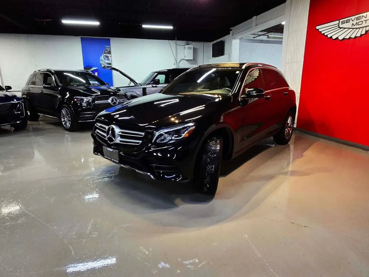 Mercedes-Benz GLC снимка Mercedes-Benz GLC