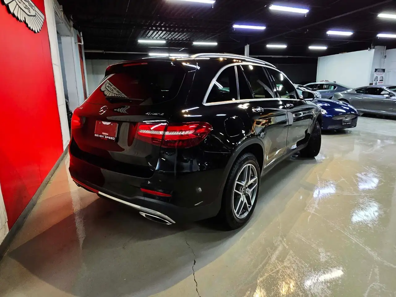 Mercedes-Benz GLC снимка Mercedes-Benz GLC