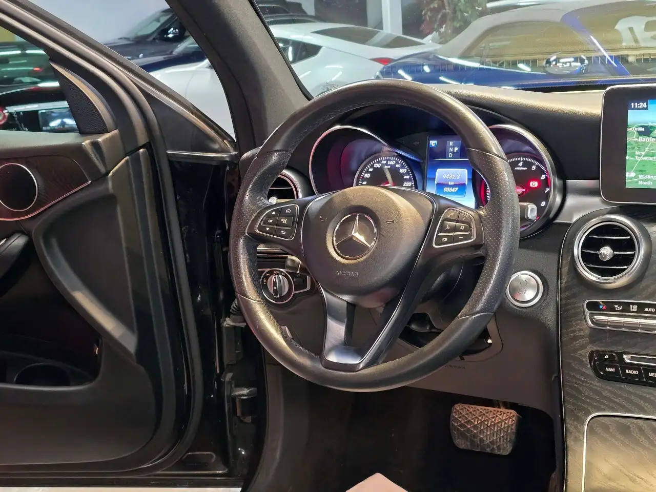 Mercedes-Benz GLC снимка Mercedes-Benz GLC