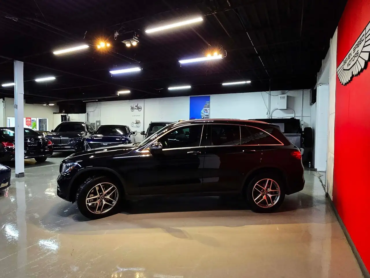 Mercedes-Benz GLC снимка Mercedes-Benz GLC