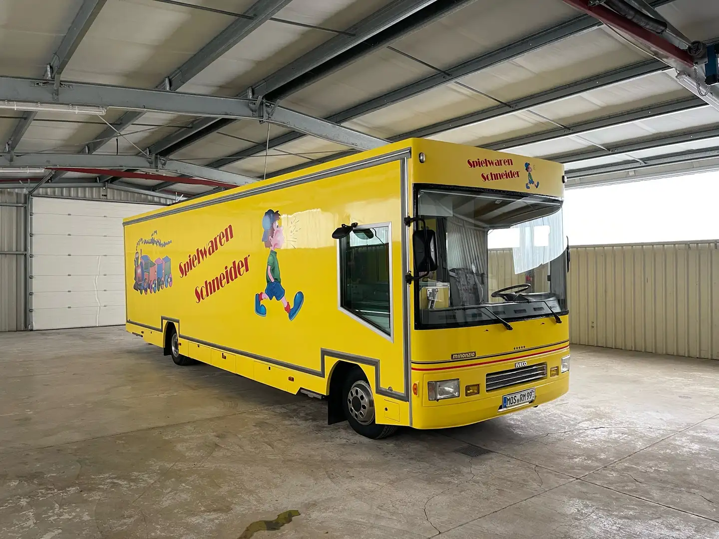 Iveco Daily Euro Cargo Yellow - 1