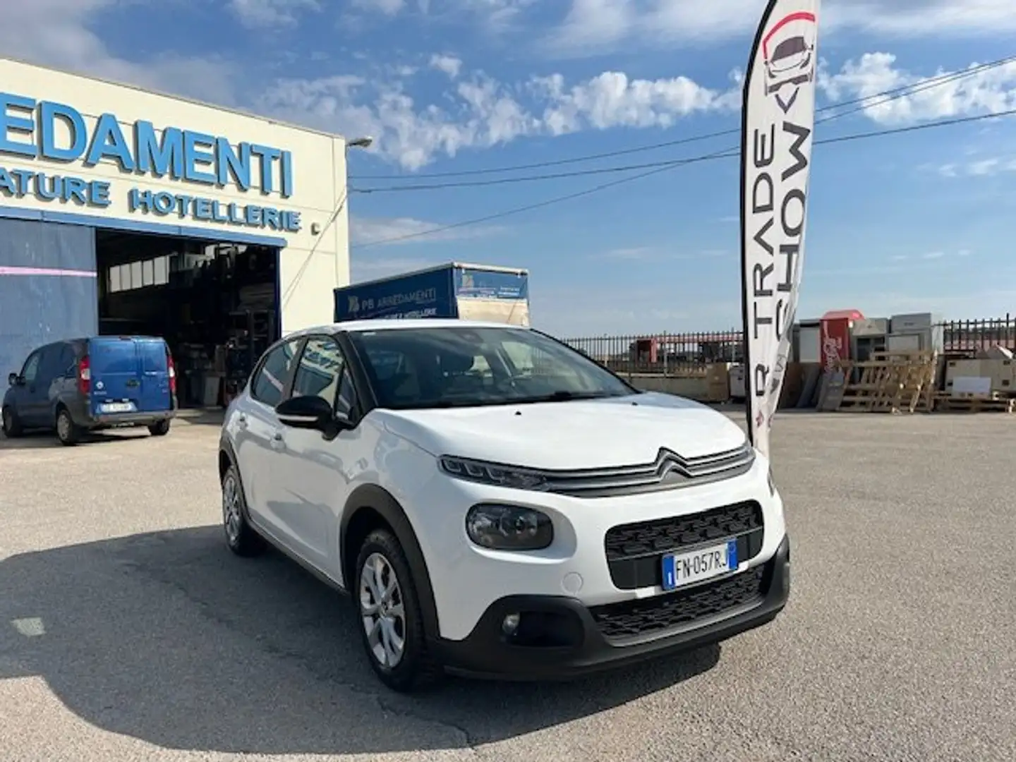 Citroen C3 1.6 bluehdi Shine N1 AUTOCARRO 4 POSTI bijela - 1