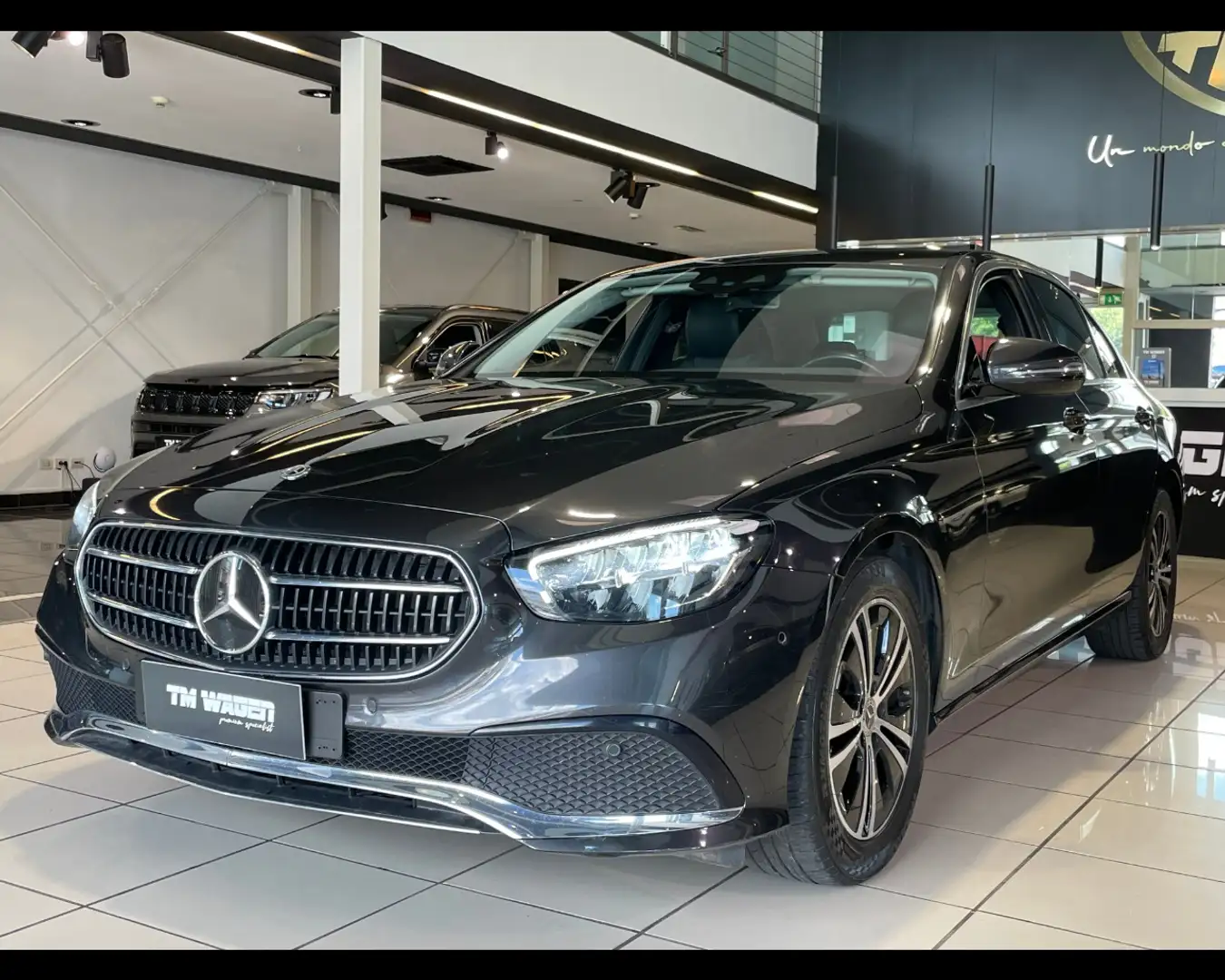 Mercedes-Benz E 220 Classe (W/S213) E 220 d Auto Business sport 194cv Noir - 1
