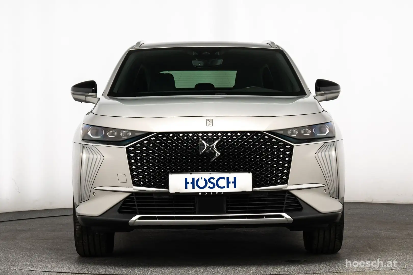 DS Automobiles DS 7 Crossback E-Tense 4x4 300 Rivoli TRAUMPREIS -48% Grau - 2