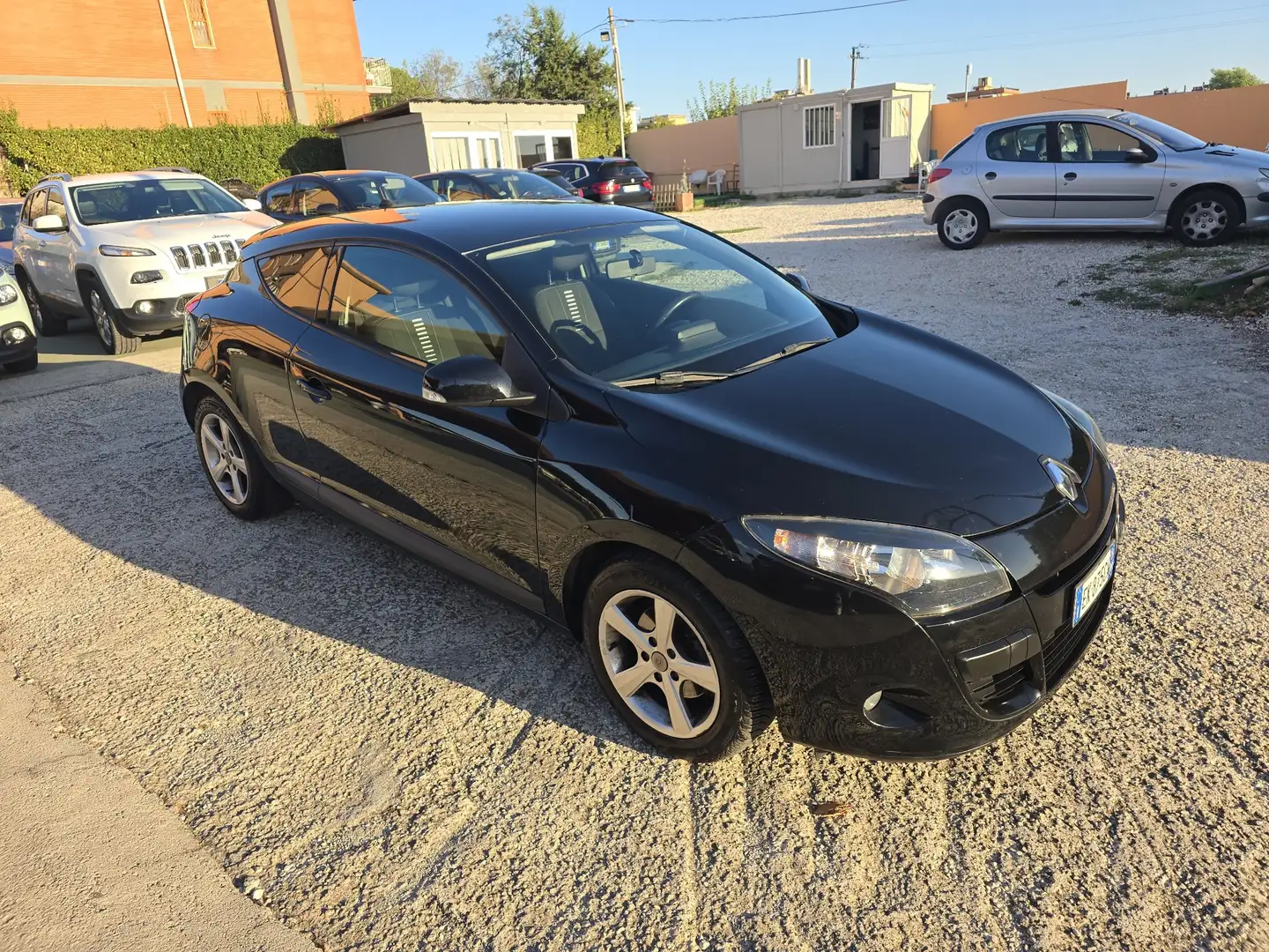 Renault Megane Megane III Coupe 1.5 dci dinamique Schwarz - 1