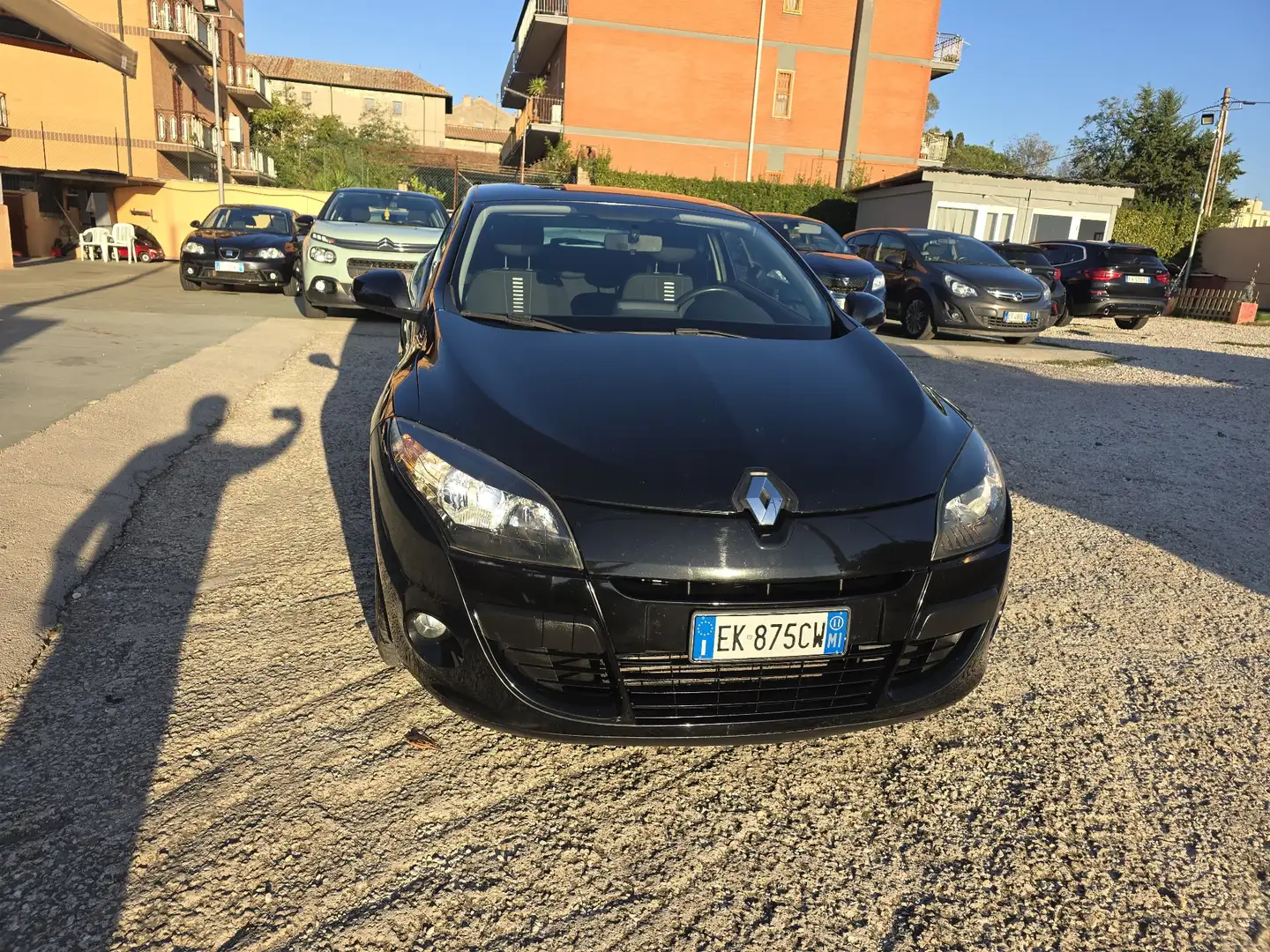 Renault Megane Megane III Coupe 1.5 dci dinamique Schwarz - 2