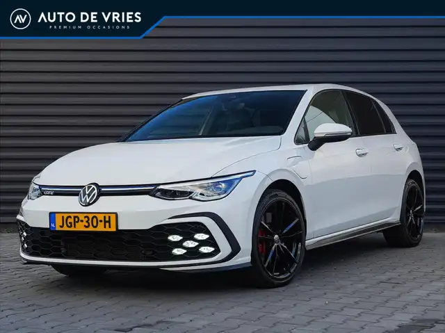 Volkswagen Golf GTE 1.4 eHybrid 245pk | Full LED | Camera | Trekhaak |