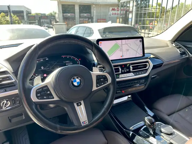BMW X3 view 7