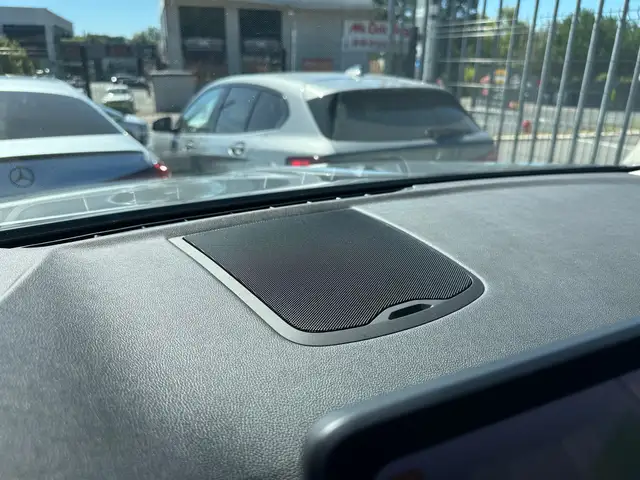 BMW X3 view 15