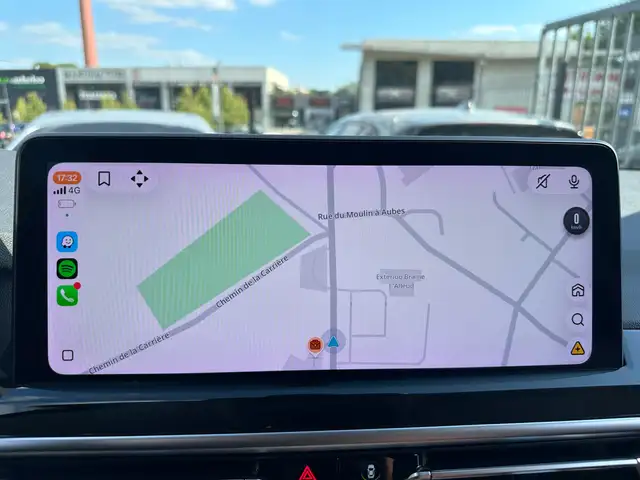 BMW X3 view 11
