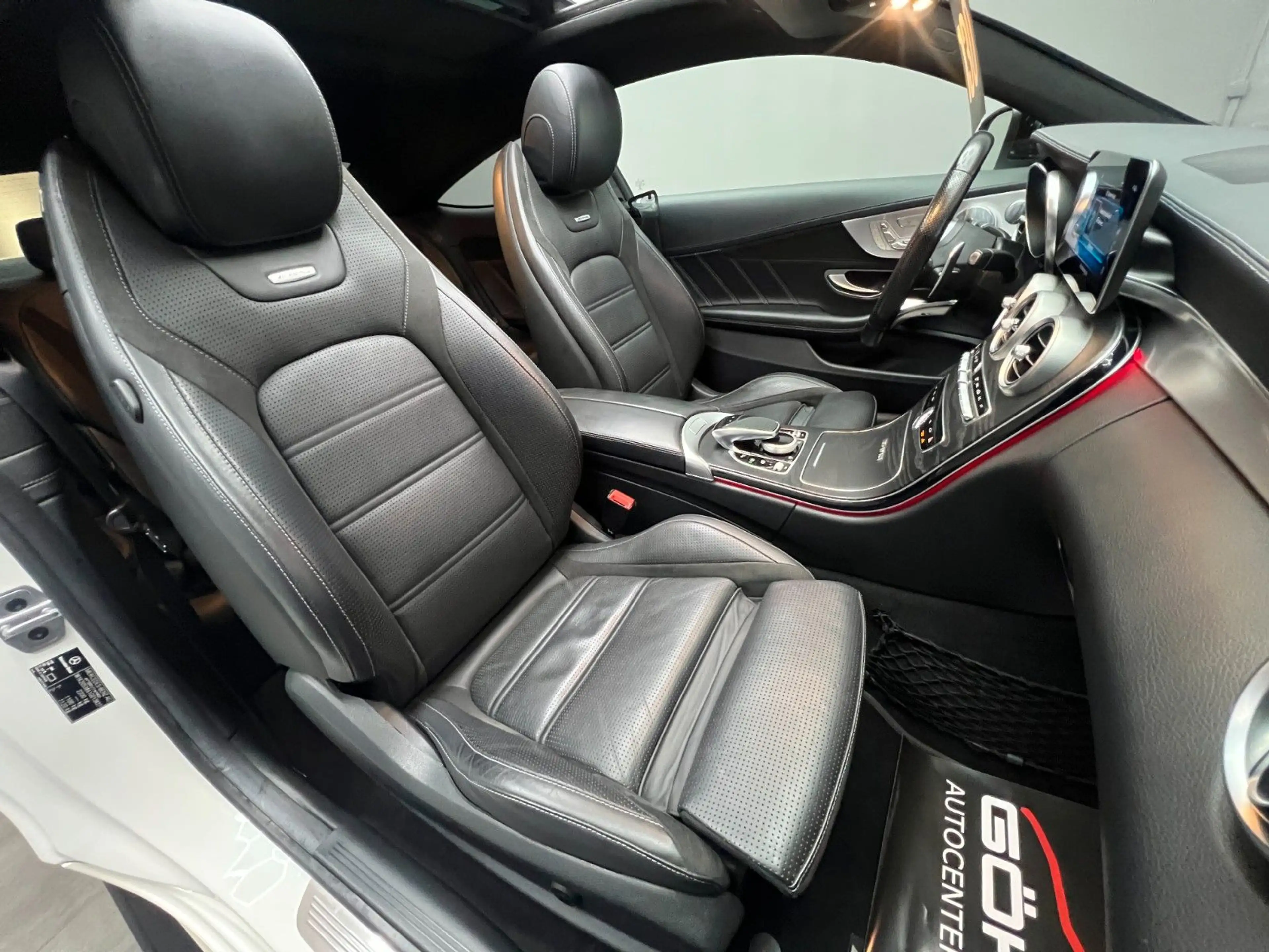 Mercedes-Benz C 63 AMG Coupe *Aero*Pano*360*Distr*Night*KeyGo* — photo 13
