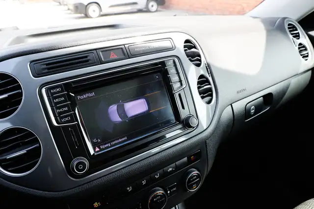 Volkswagen Tiguan view 15