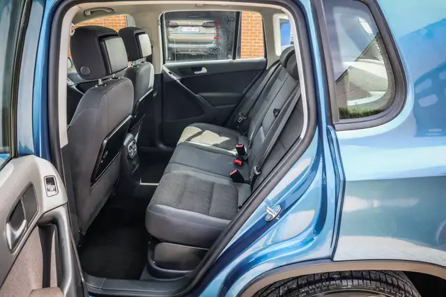 Volkswagen Tiguan view 17