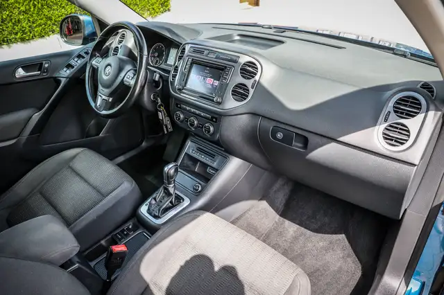 Volkswagen Tiguan view 20