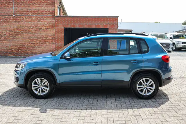 Volkswagen Tiguan view 8