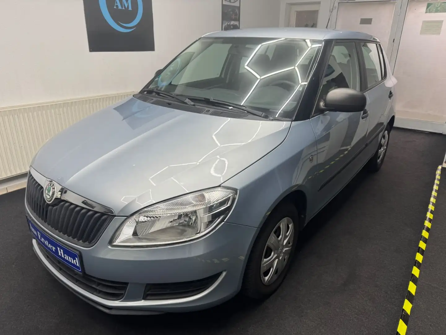 Skoda Fabia 1.2l Cool Edition mit 53767 km TÜV Neu Blau - 1