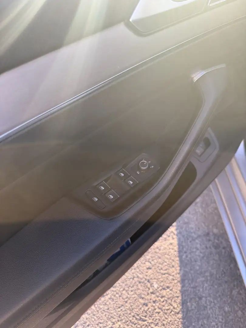 Volkswagen Passat Variant Highline BMT/Start-Stopp 4Motion Grau - 1