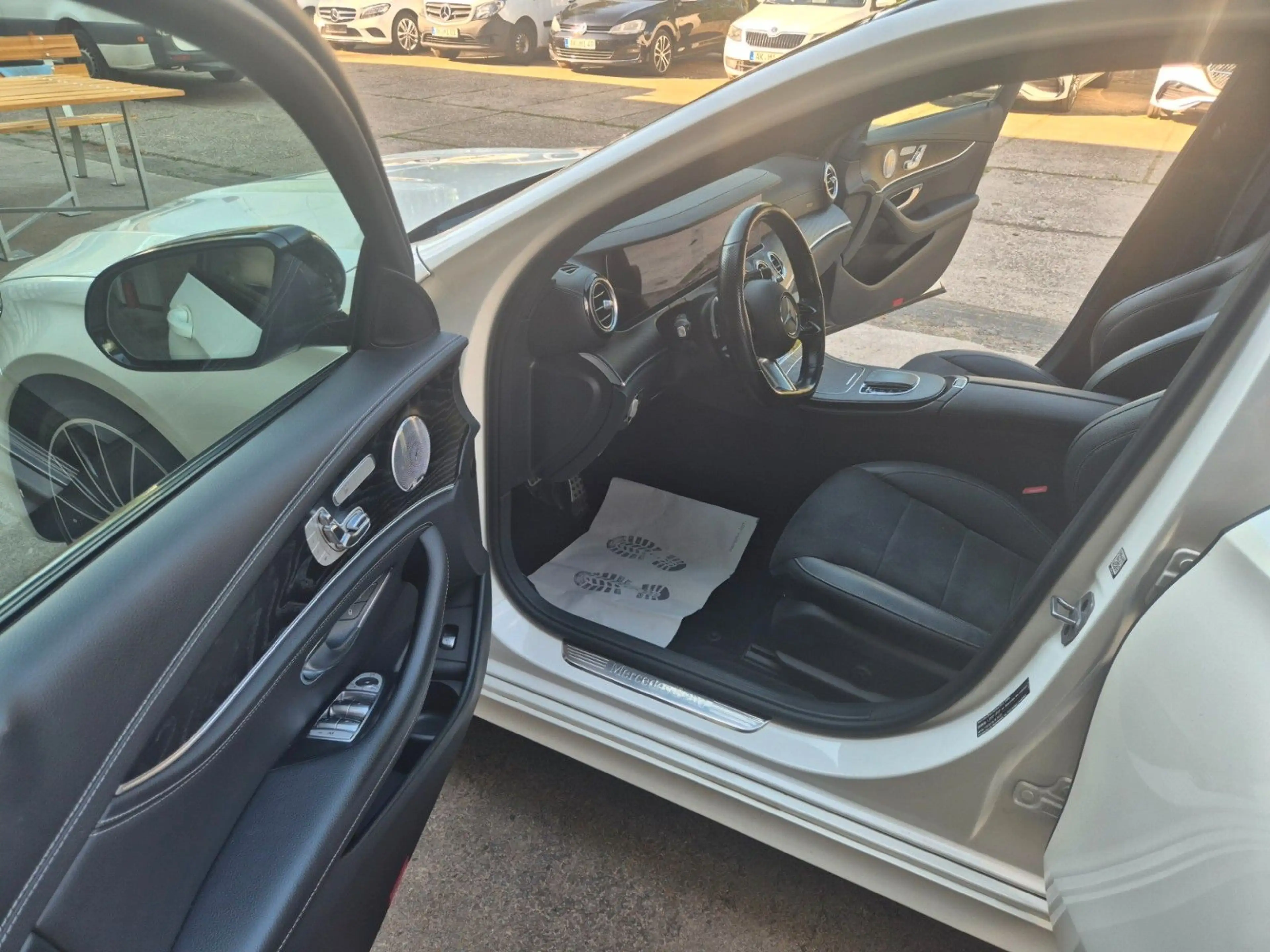 Mercedes-Benz E 400 d E T-Modell 4Matic AMG Line — photo 9