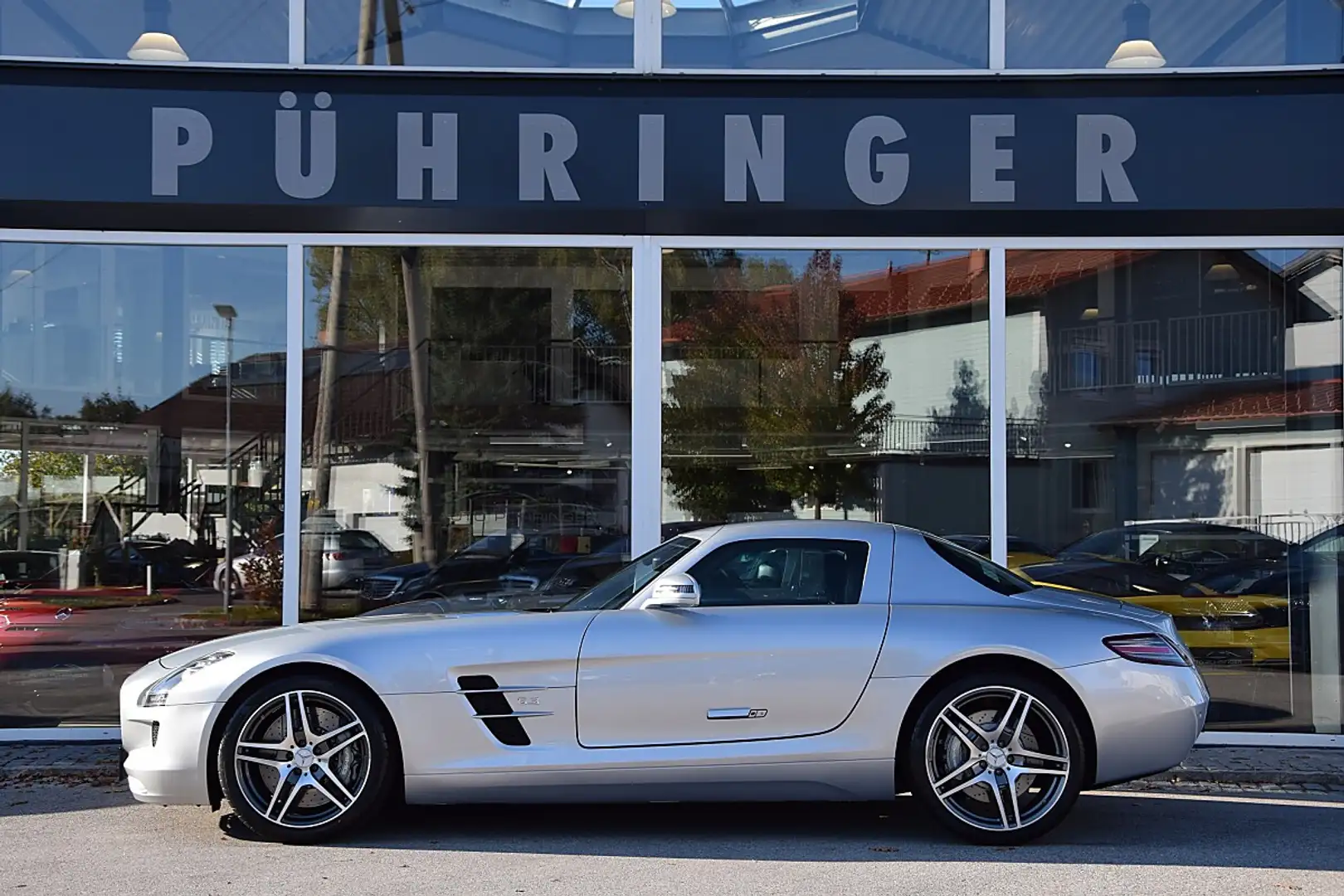 Mercedes-Benz SLS AMG Silber - 1