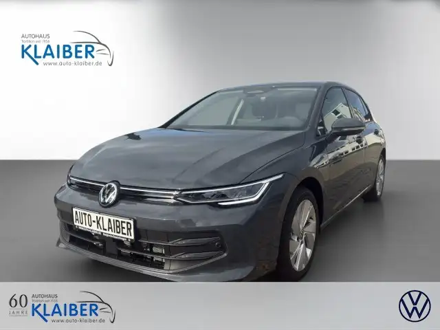 Volkswagen Golf VIII Prime 1.5 eTSI DSG NAVI+ACC+KAMERA+LED Klima